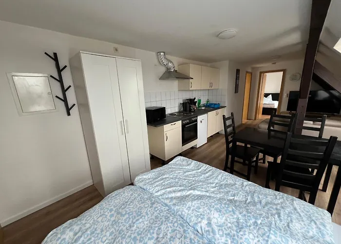 Und Monteurzimmer Naehe Leuna, Merseburg, Halle Und Leipzig Braunsbedra