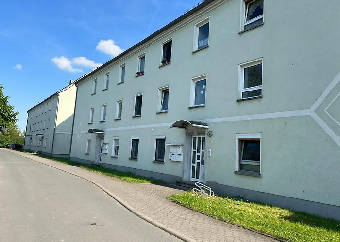 Und Monteurzimmer Naehe Leuna, Merseburg, Halle Und Leipzig Apartment *